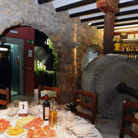 Hotell Restaurant Verdia Sueras