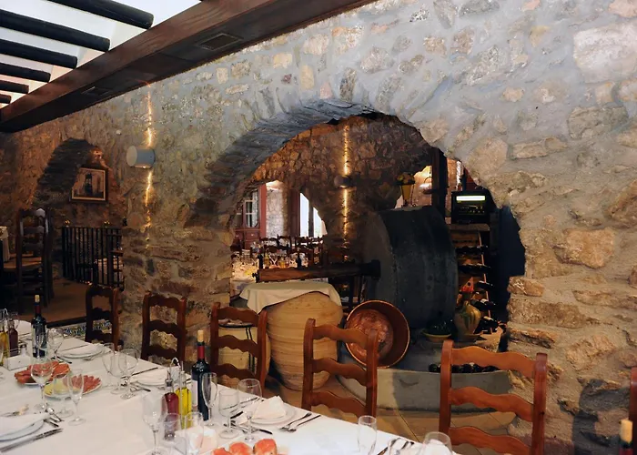 Отель Restaurant Verdia Sueras