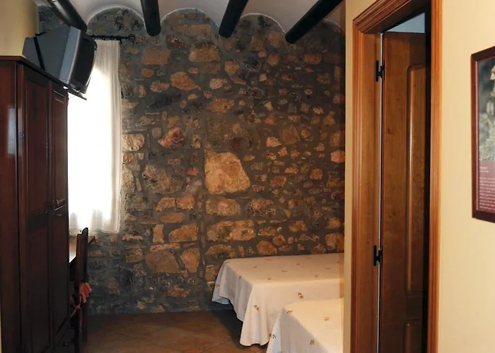 Отель Restaurant Verdia Sueras